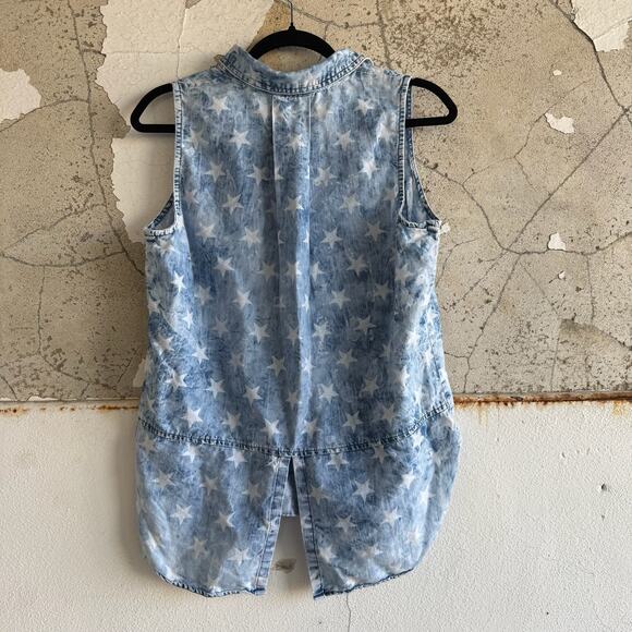 Americana Star Print Chambray Sleeveless Shirt Size Small - Picture 4 of 4